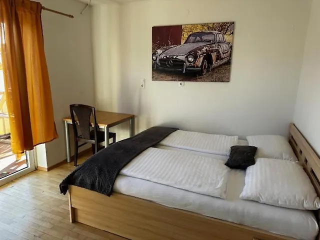 Bluebird Apartments 3*